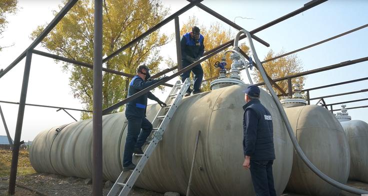 Experts remove Melange from Novopavlovka in 2022.